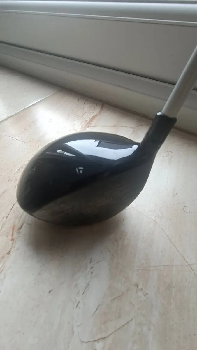 Taylormade R9 Driver - Image 1