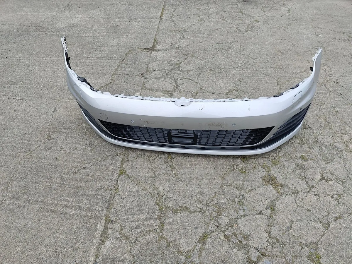 Golf GTI bumper - Image 4