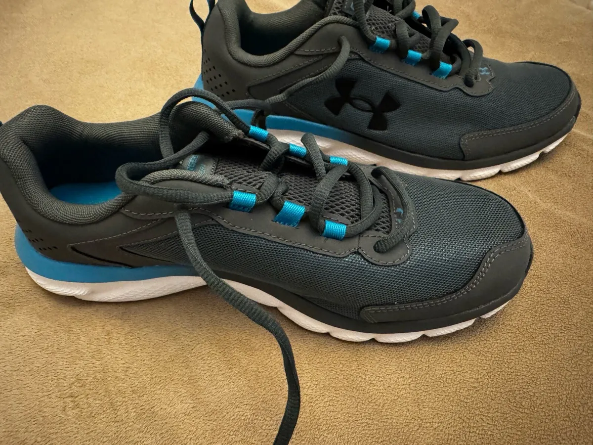 Men’s Trainers - Image 3