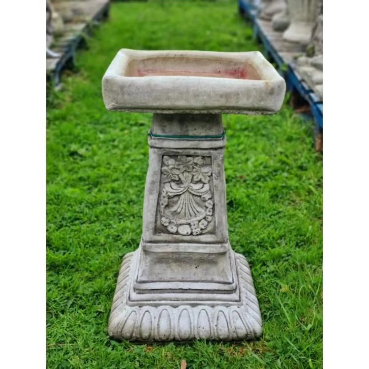 Bird Bath Jubilee BB018 - Image 1