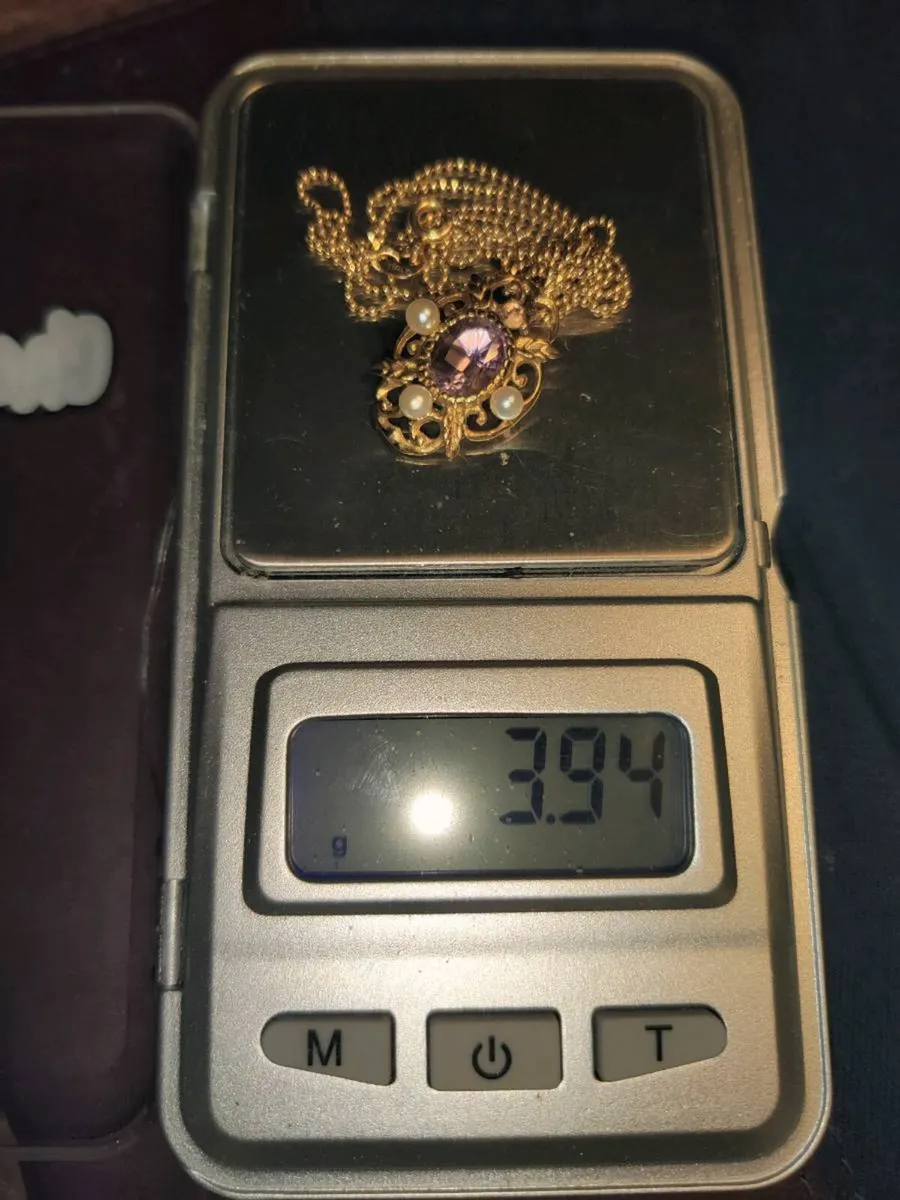 VICTORIAN AMETHYST SEED PEARL, 10CT Gold Necklace - Image 2