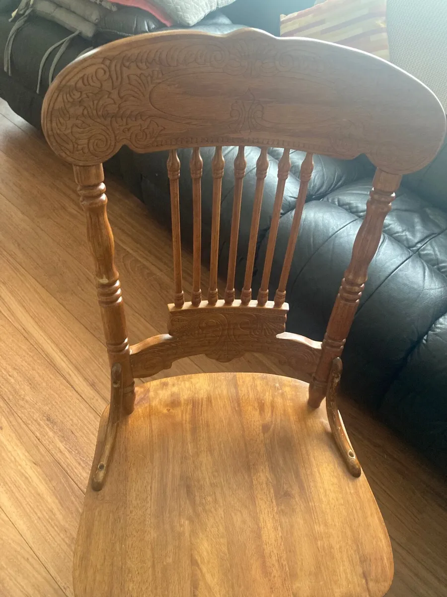 Dining Table with 4 chairs - Image 2