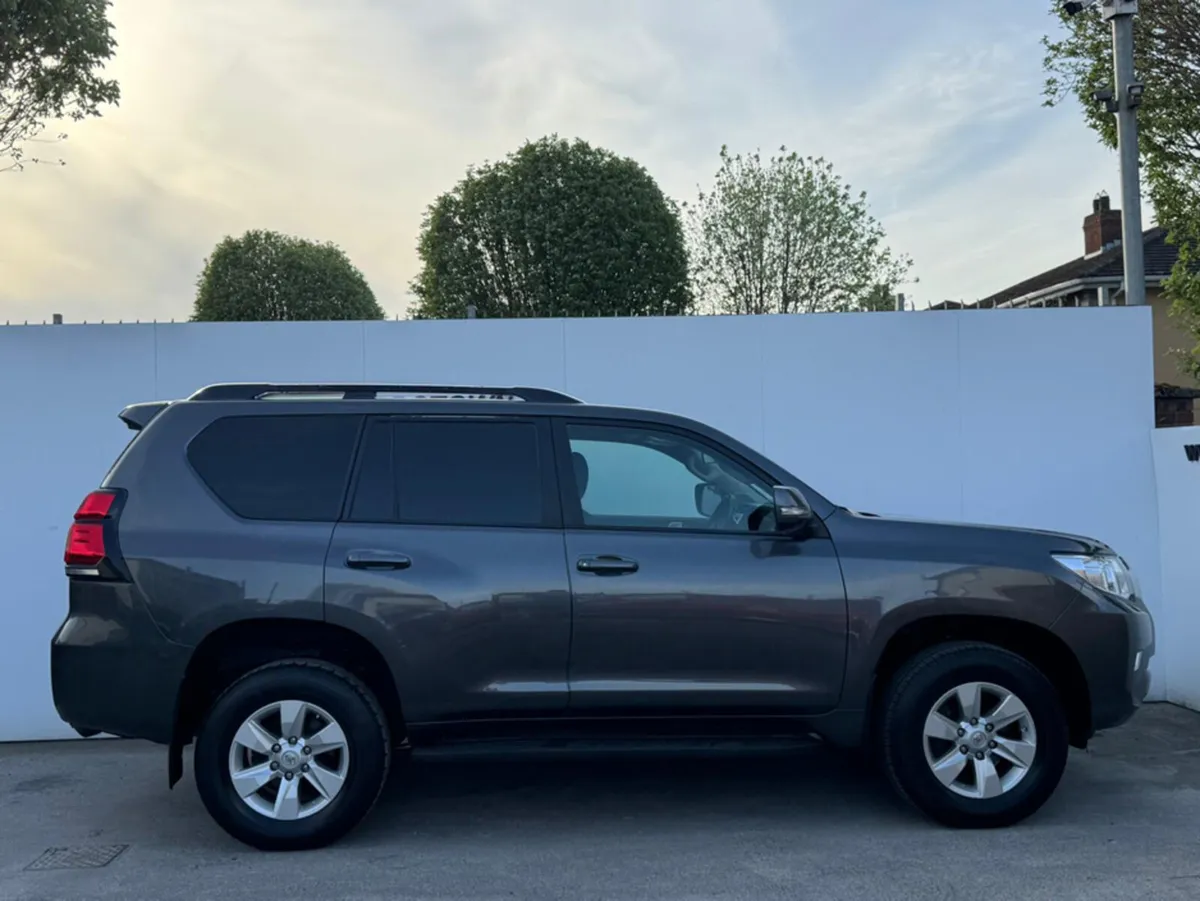 Toyota Land Cruiser LWB 2 SEATCOMMERCIAL NO VAT - Image 2