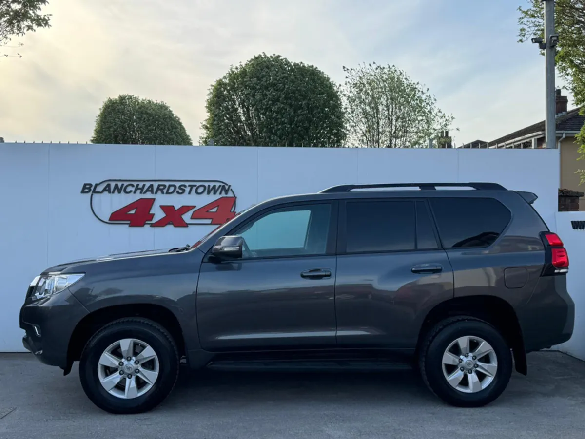 Toyota Land Cruiser LWB 2 SEATCOMMERCIAL NO VAT - Image 3