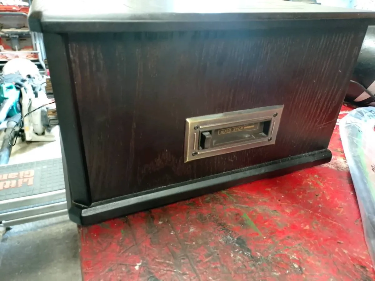 Record player - Image 3