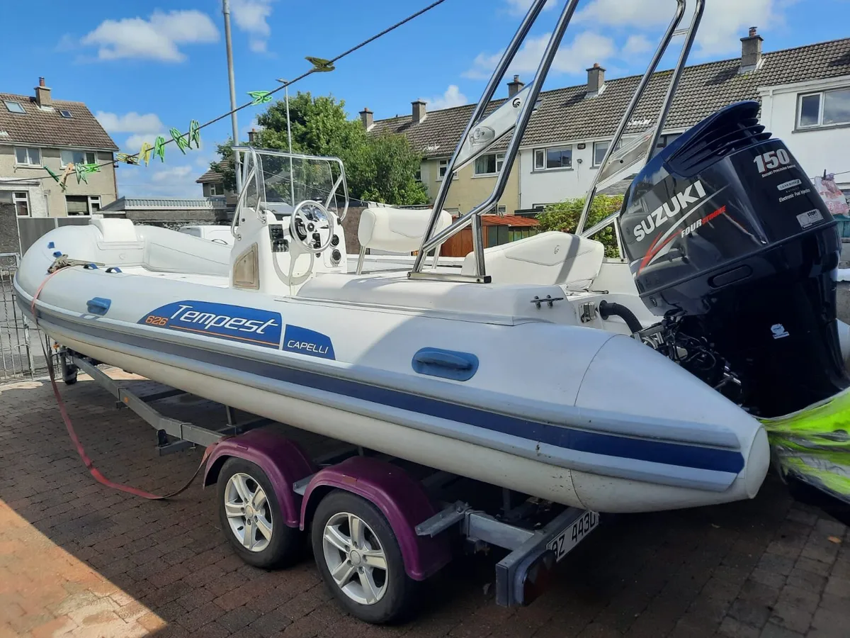 Rib with engine and trailer - Image 1