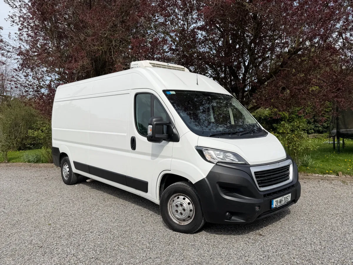 Peugeot Boxer Fridge Van BRAND NEW ENGINE - Image 1