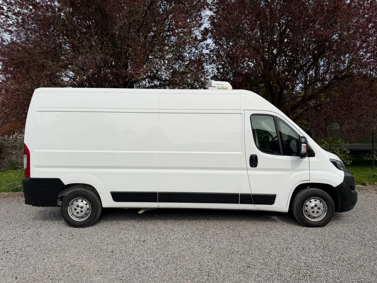 Peugeot Boxer Fridge Van BRAND NEW ENGINE - Image 3