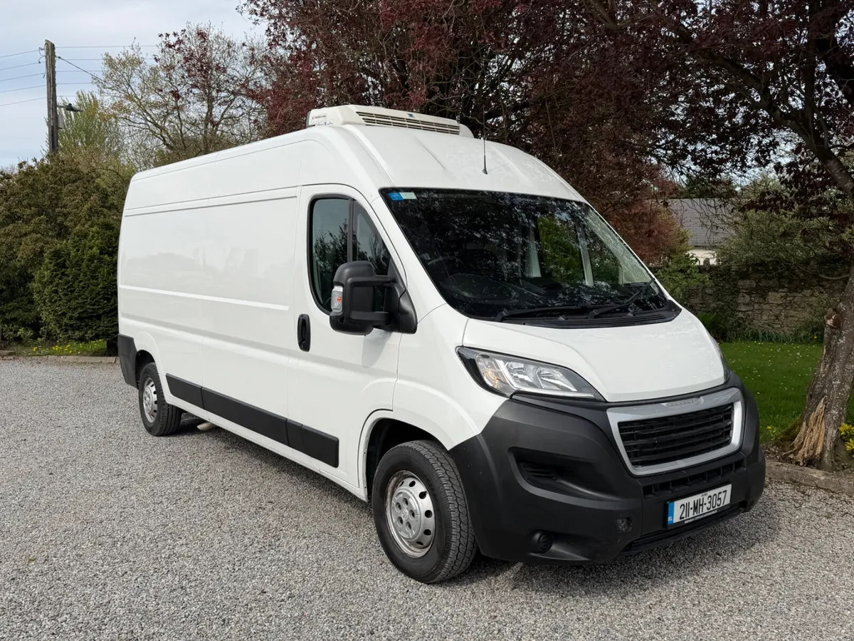 Peugeot Boxer Fridge Van BRAND NEW ENGINE - Image 2