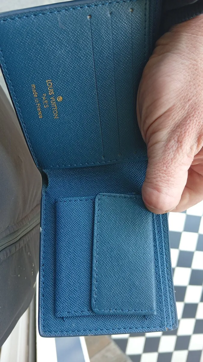 LV Wallet - Image 2