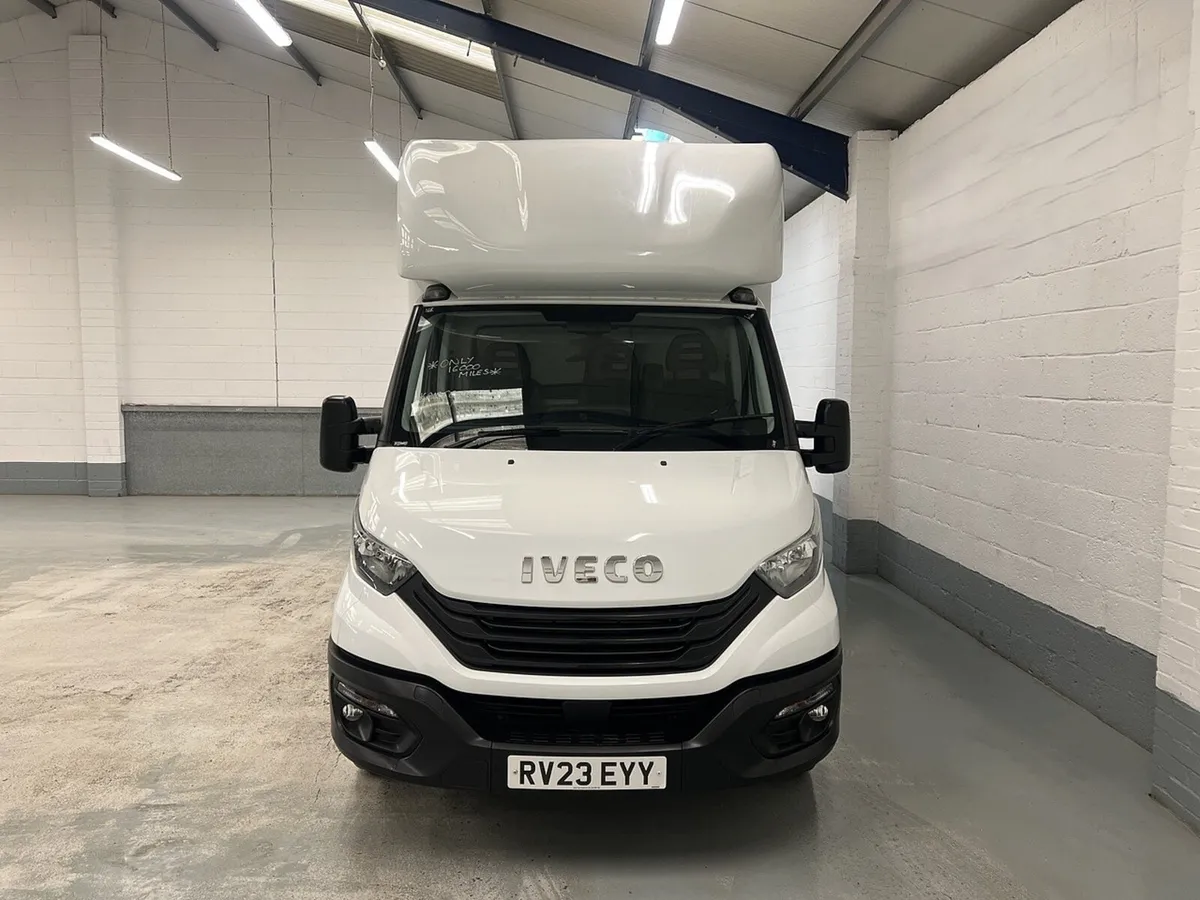 2023 Iveco Daily Luton Box Van - Image 4