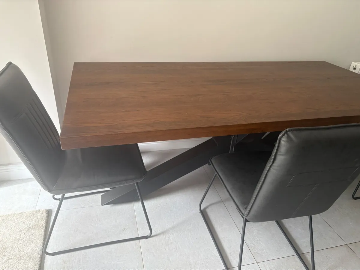 Dining Room Table & Chairs - Image 3