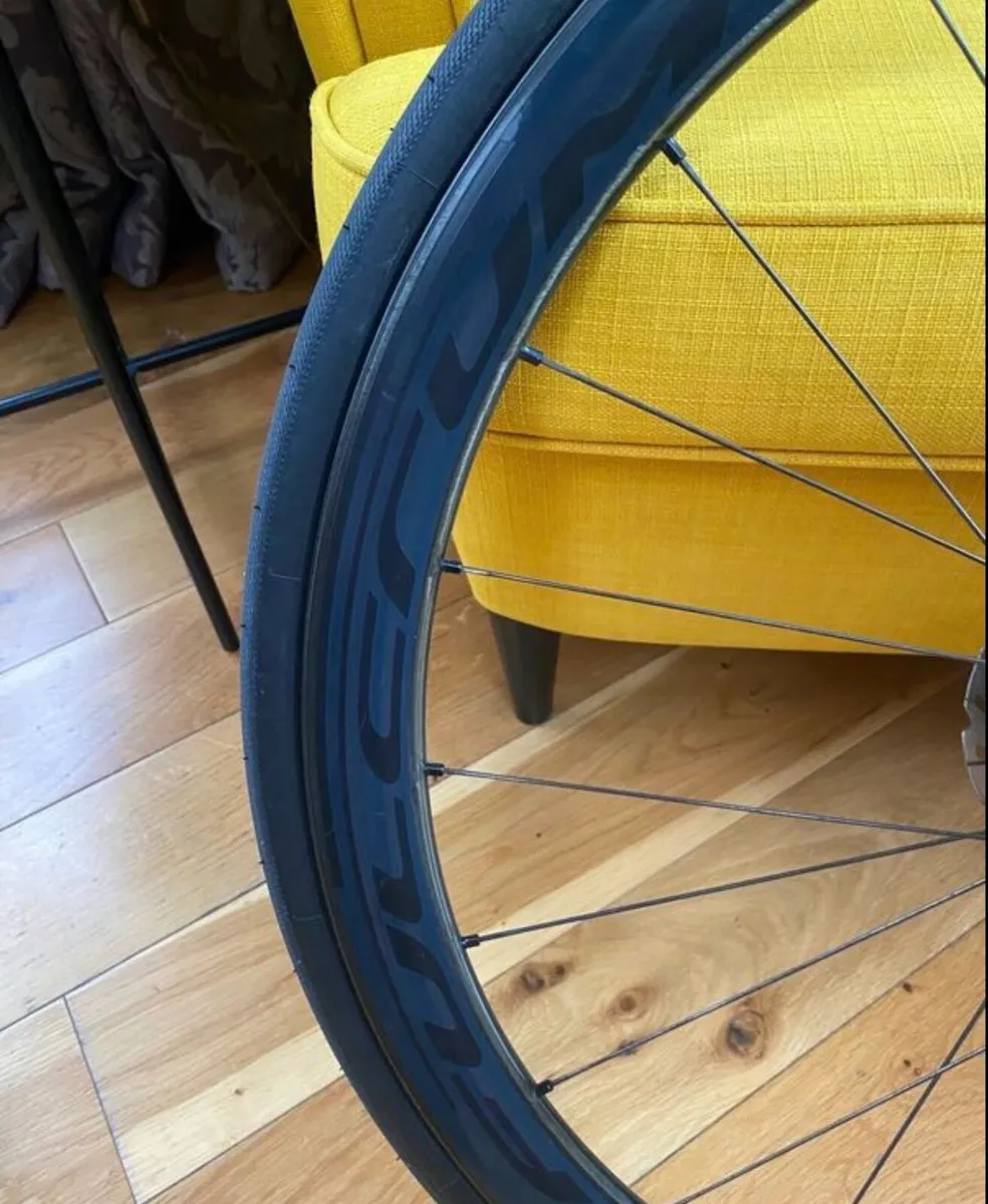 Fulcrum carbon wheelset - Image 2
