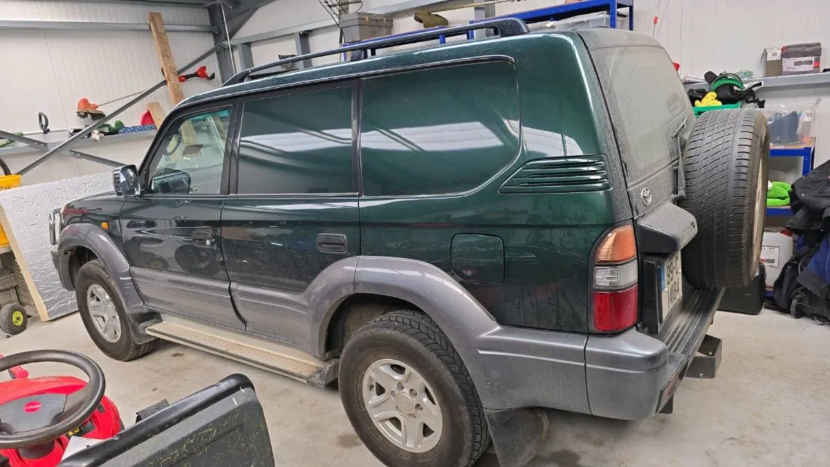 Wanted Chassis LWB landcruiser 90 series