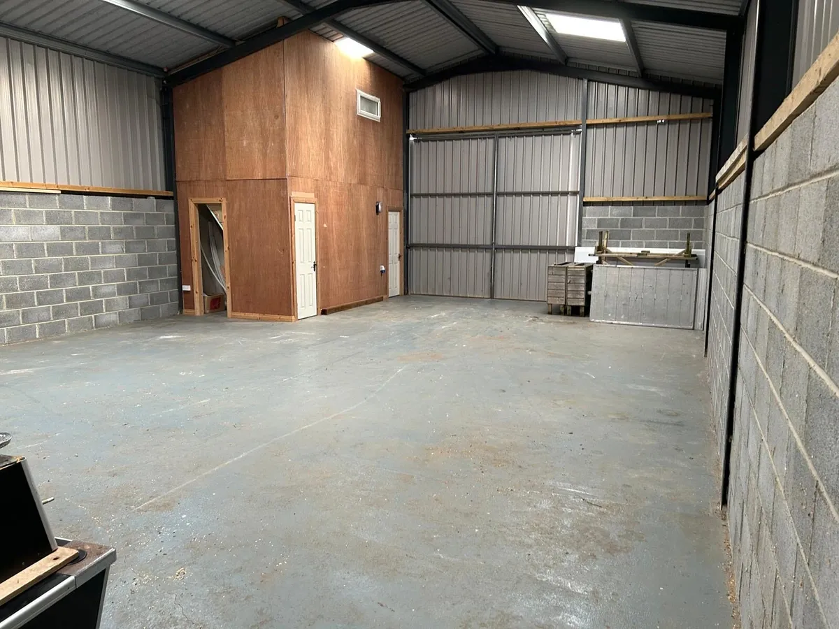 Shed for rent long or short term - Image 4