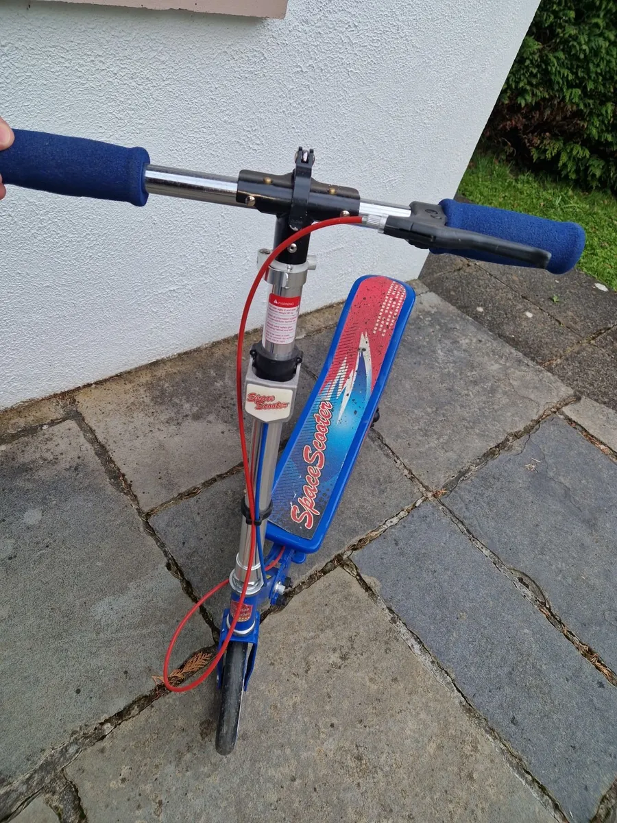 Space scooter - Image 1