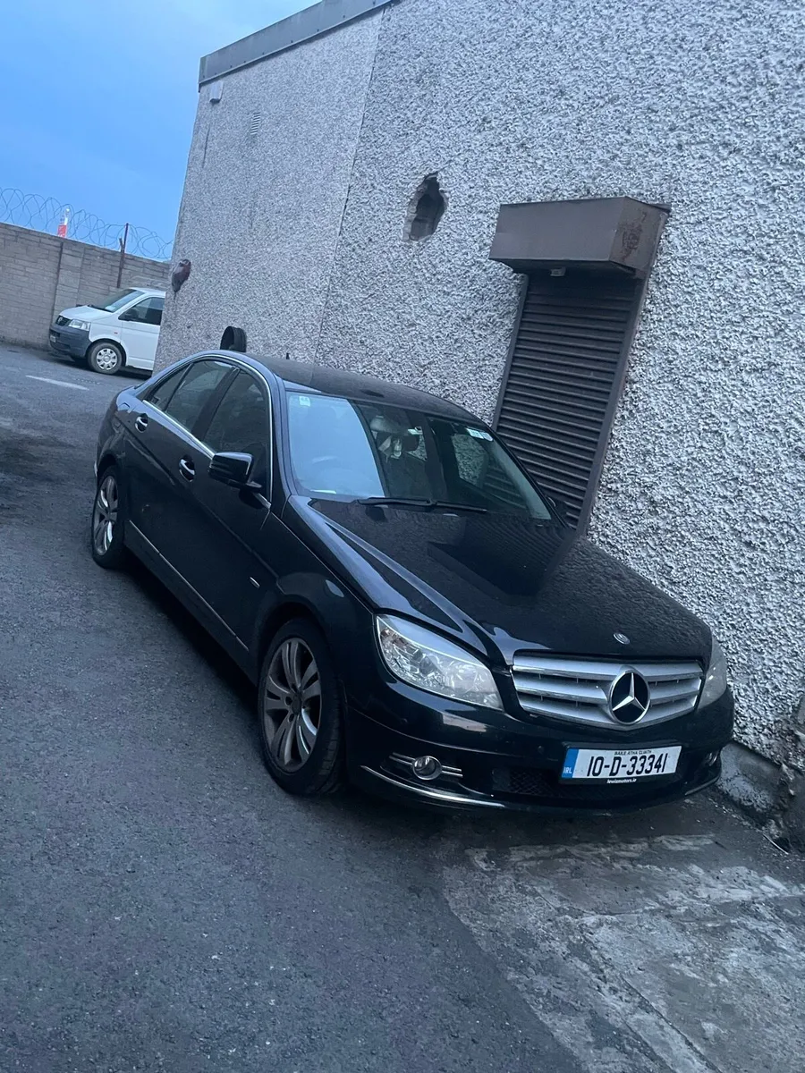 Mercedes c220 - Image 1