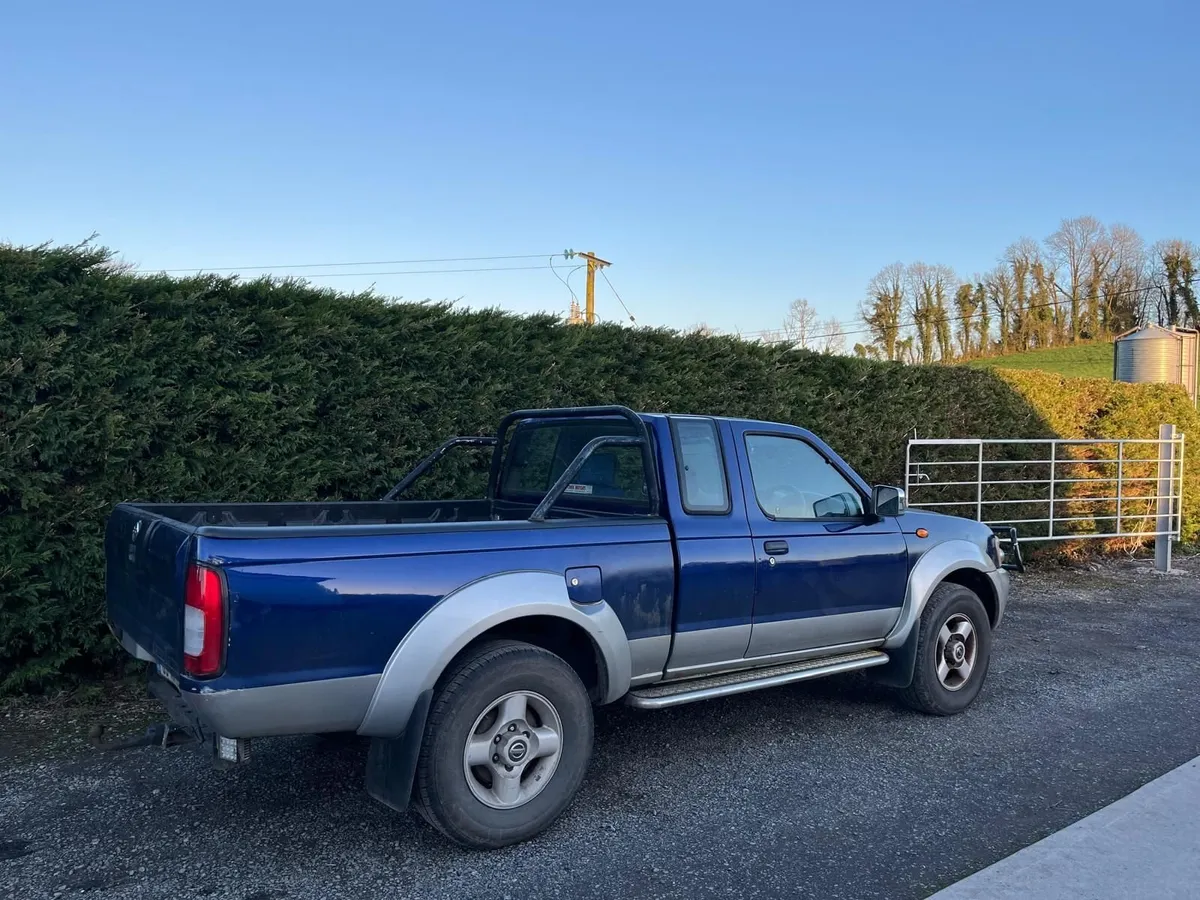 Nissan Navara 2005 - Image 3