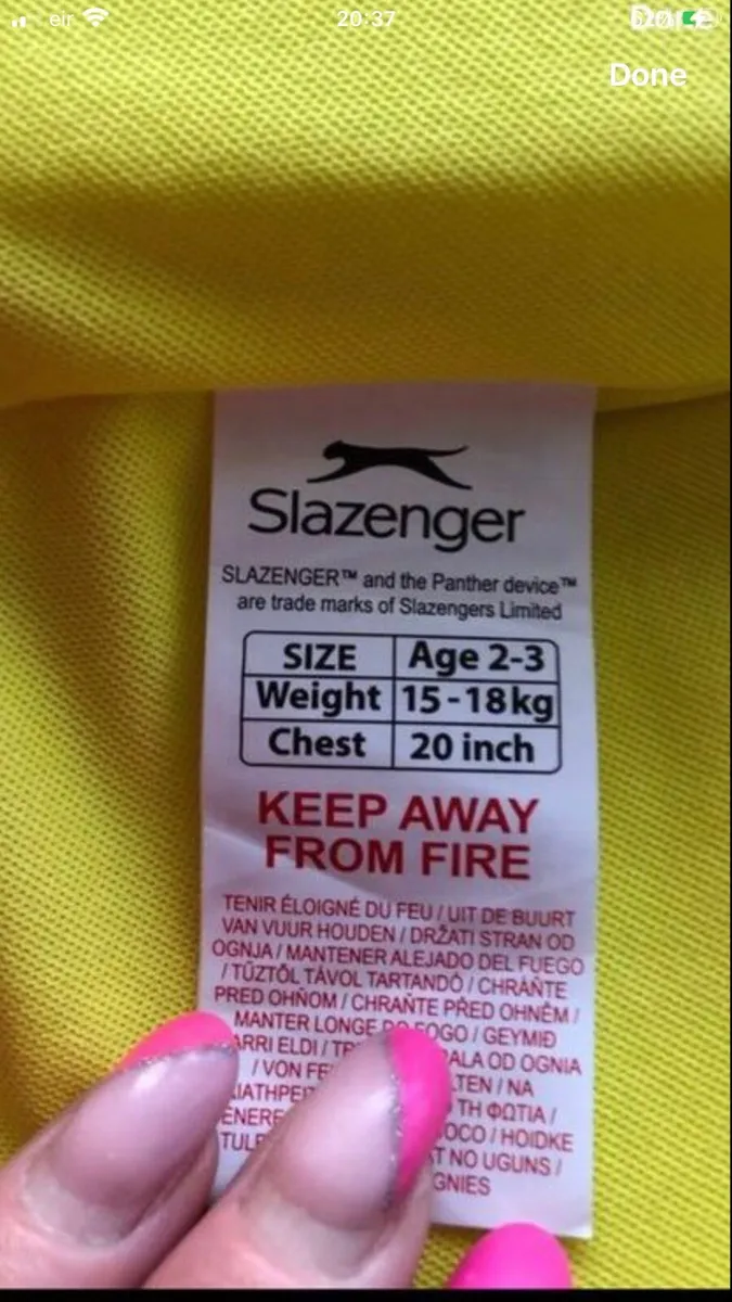 Girjs life jacket age 2/3 €10 - Image 3