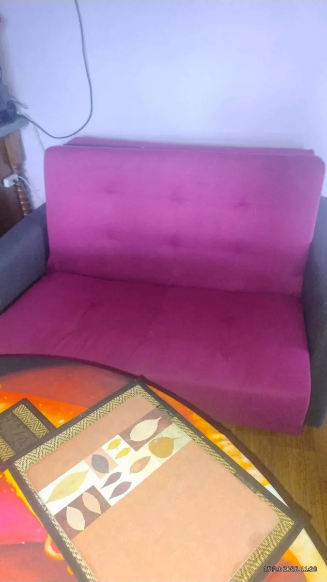 Bed settee - Image 1