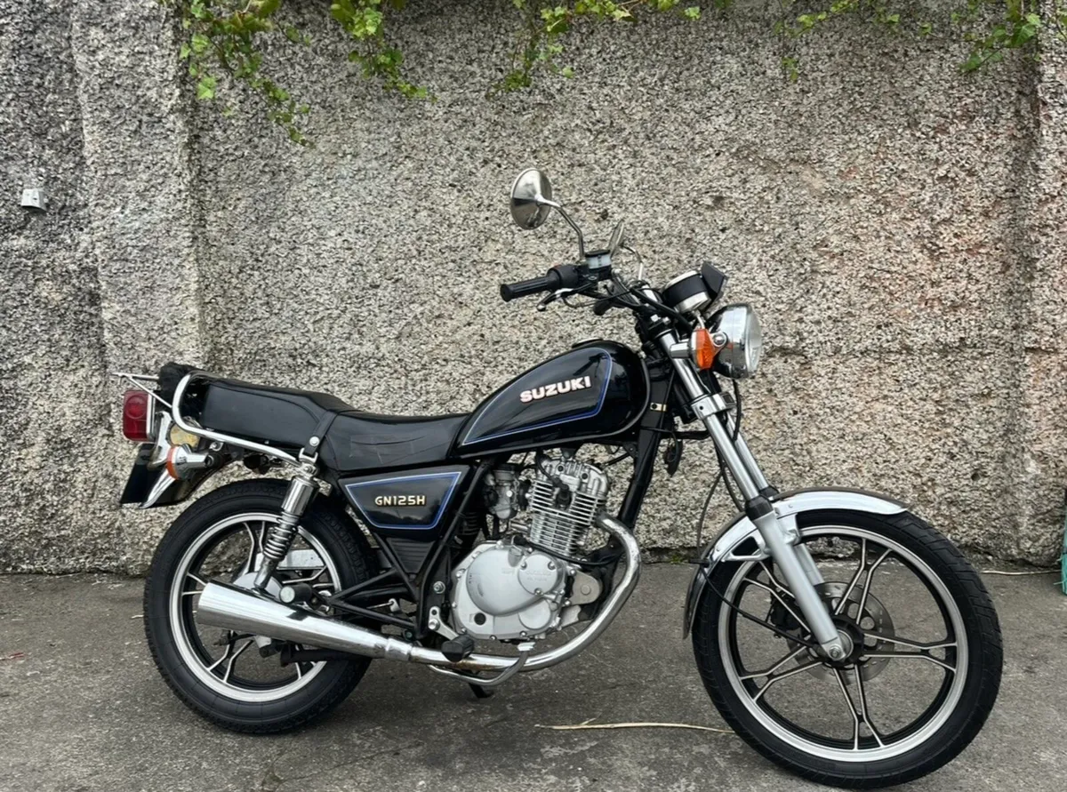 Suzuki GN 125 - Image 1