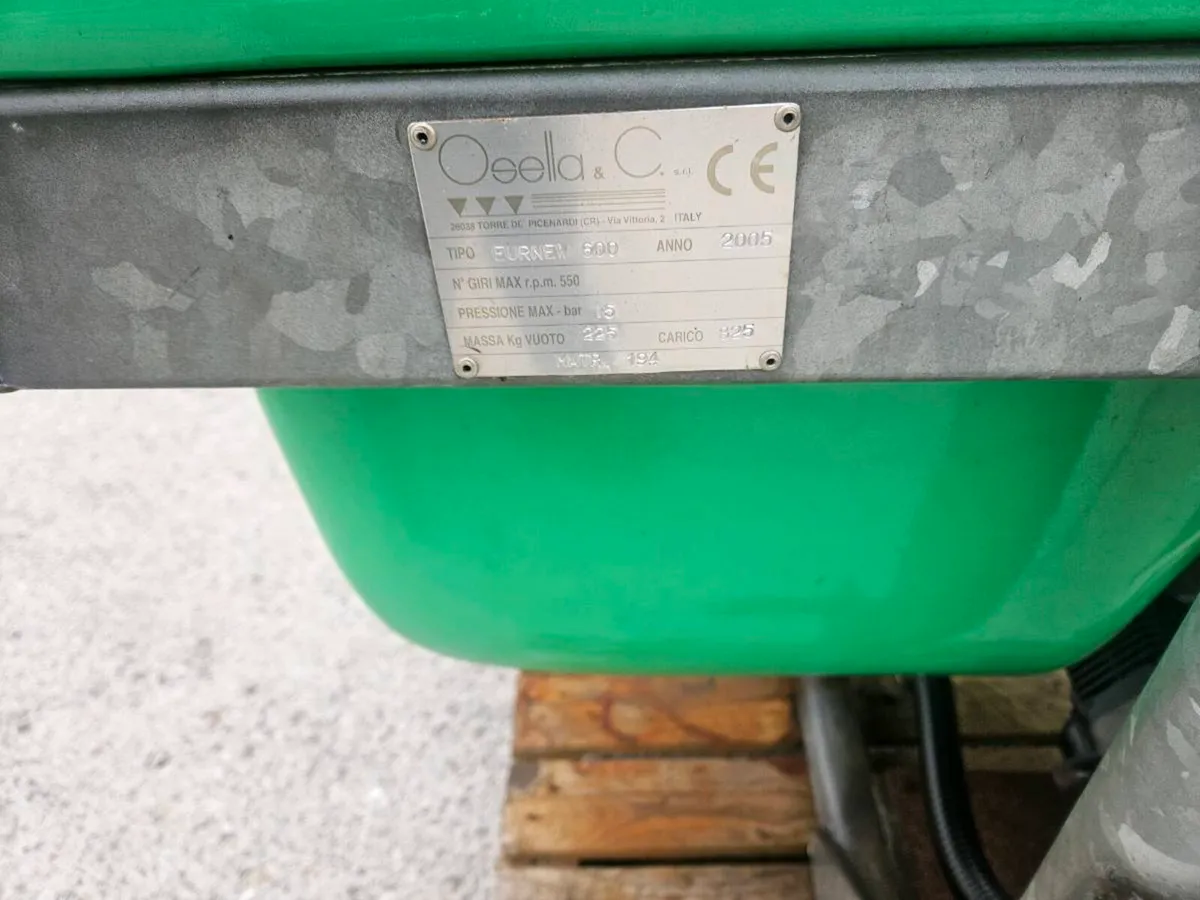 600lit sprayer - Image 2