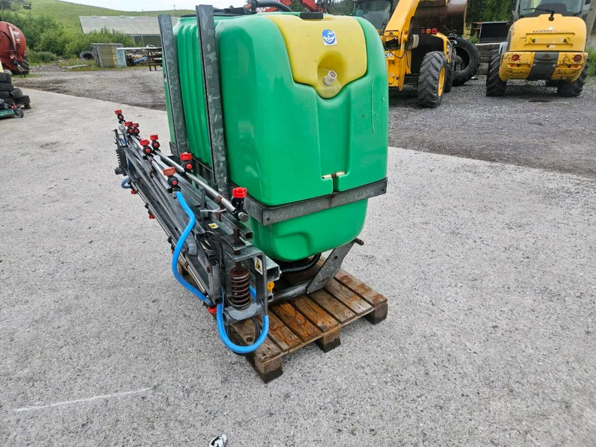 600lit sprayer - Image 4
