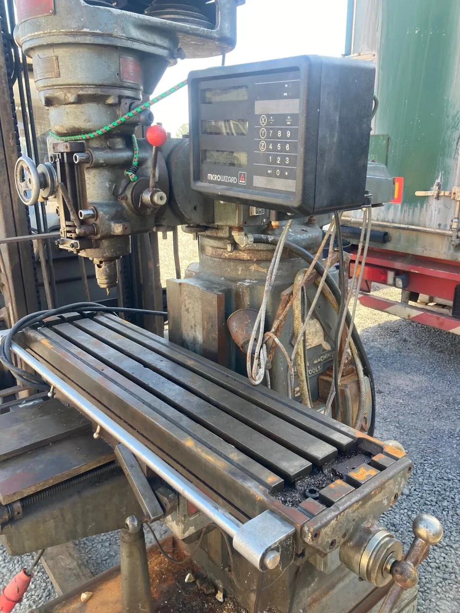 Beaver milling machine - Image 2