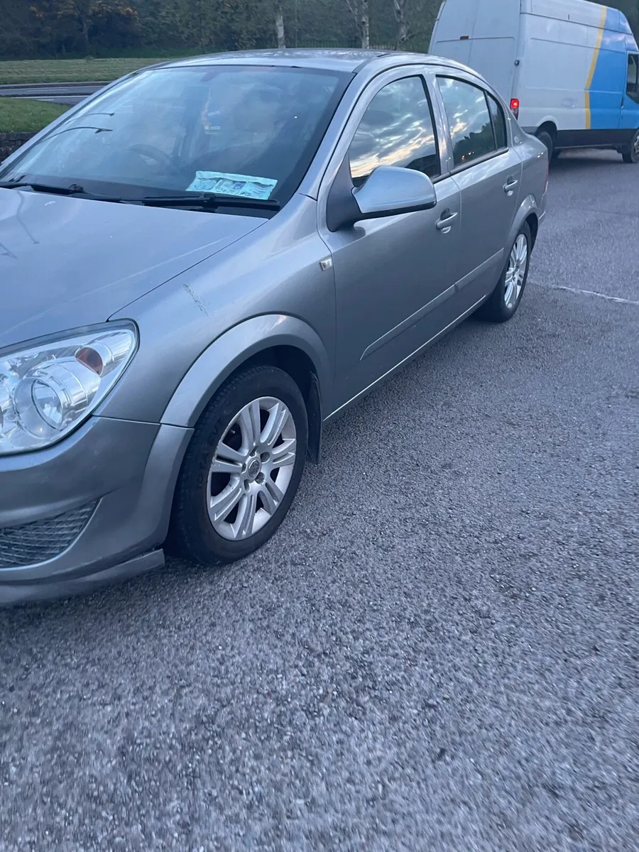 Opel Astra 1.7cdti 110ps 4 door - Image 4