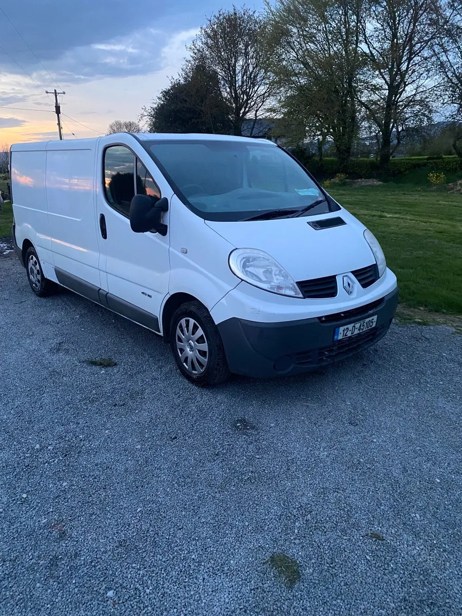 Renault Trafic 2012 - Image 1