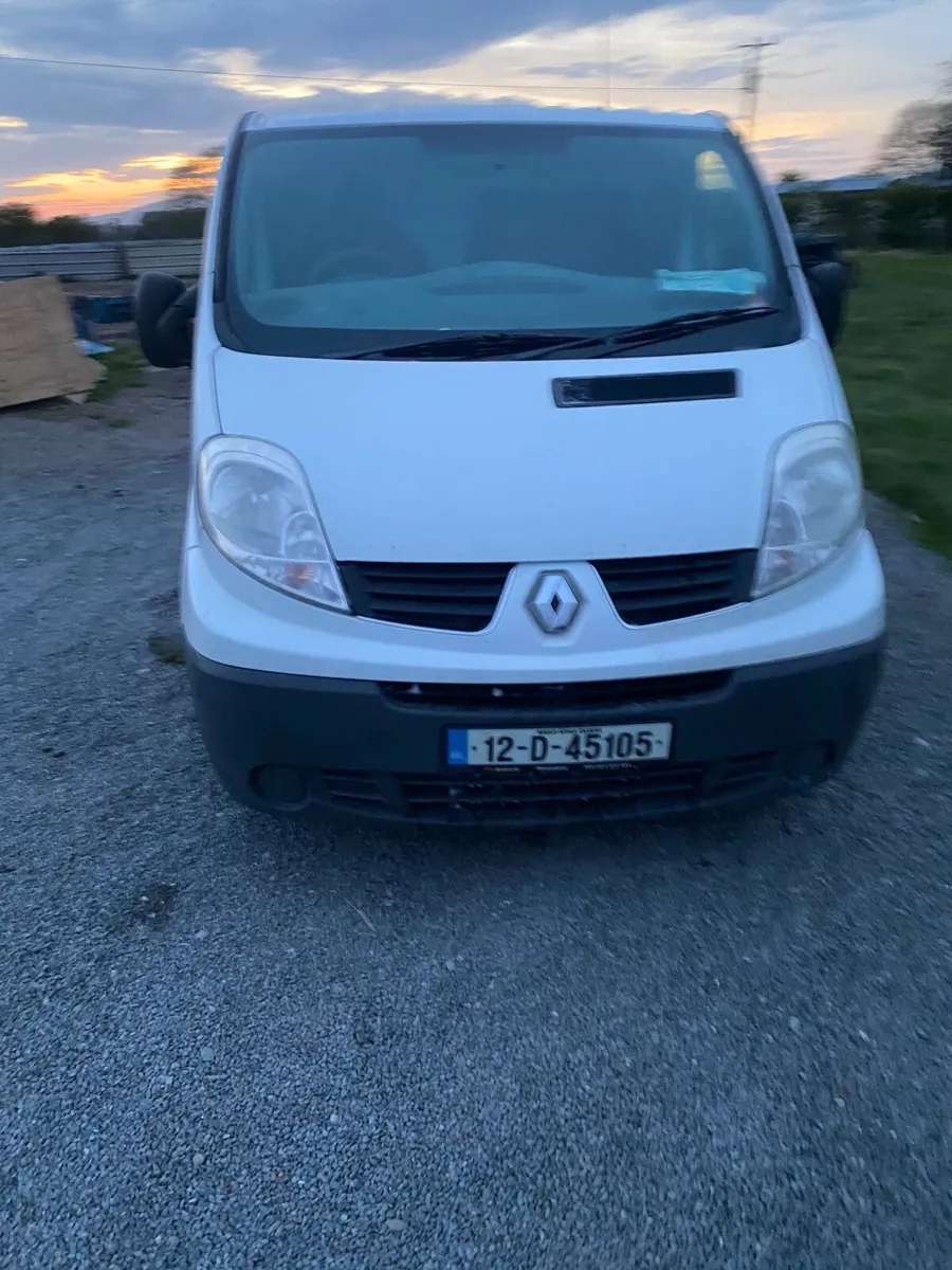Renault Trafic 2012 - Image 2
