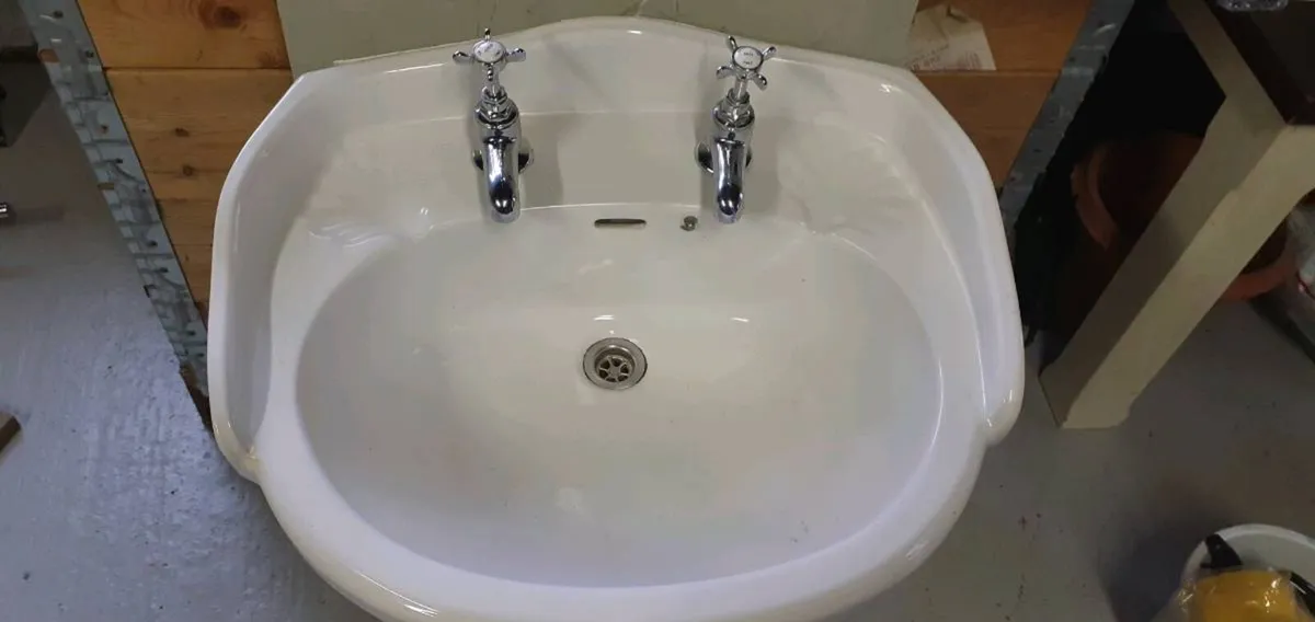 Sink +Taps - Image 1