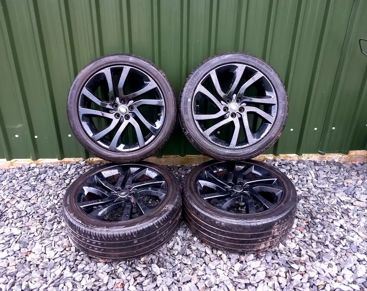 ■ 5x108 Alloys 20s in Excellent Condition ■ - Image 1