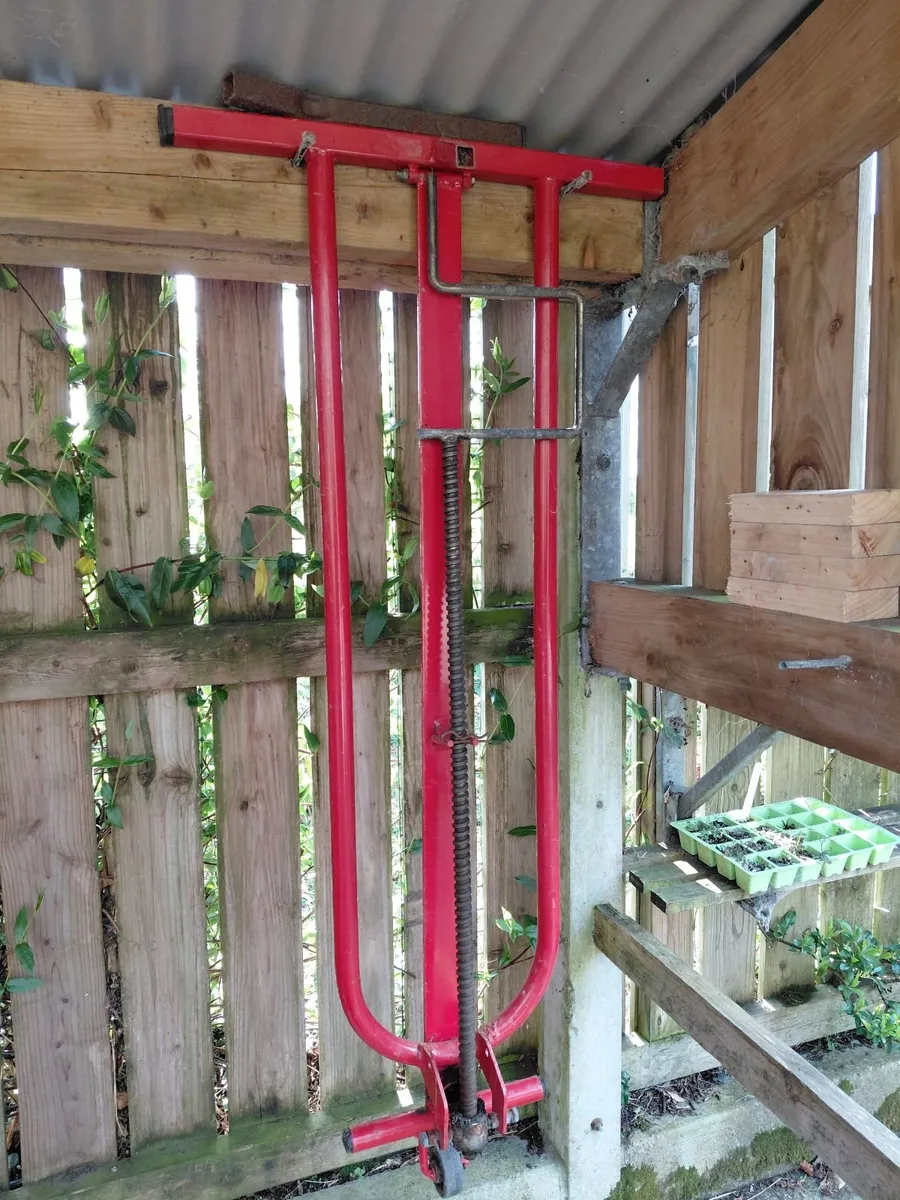 Honda ride-on lawnmower HF2417K4 (2017) - Image 3