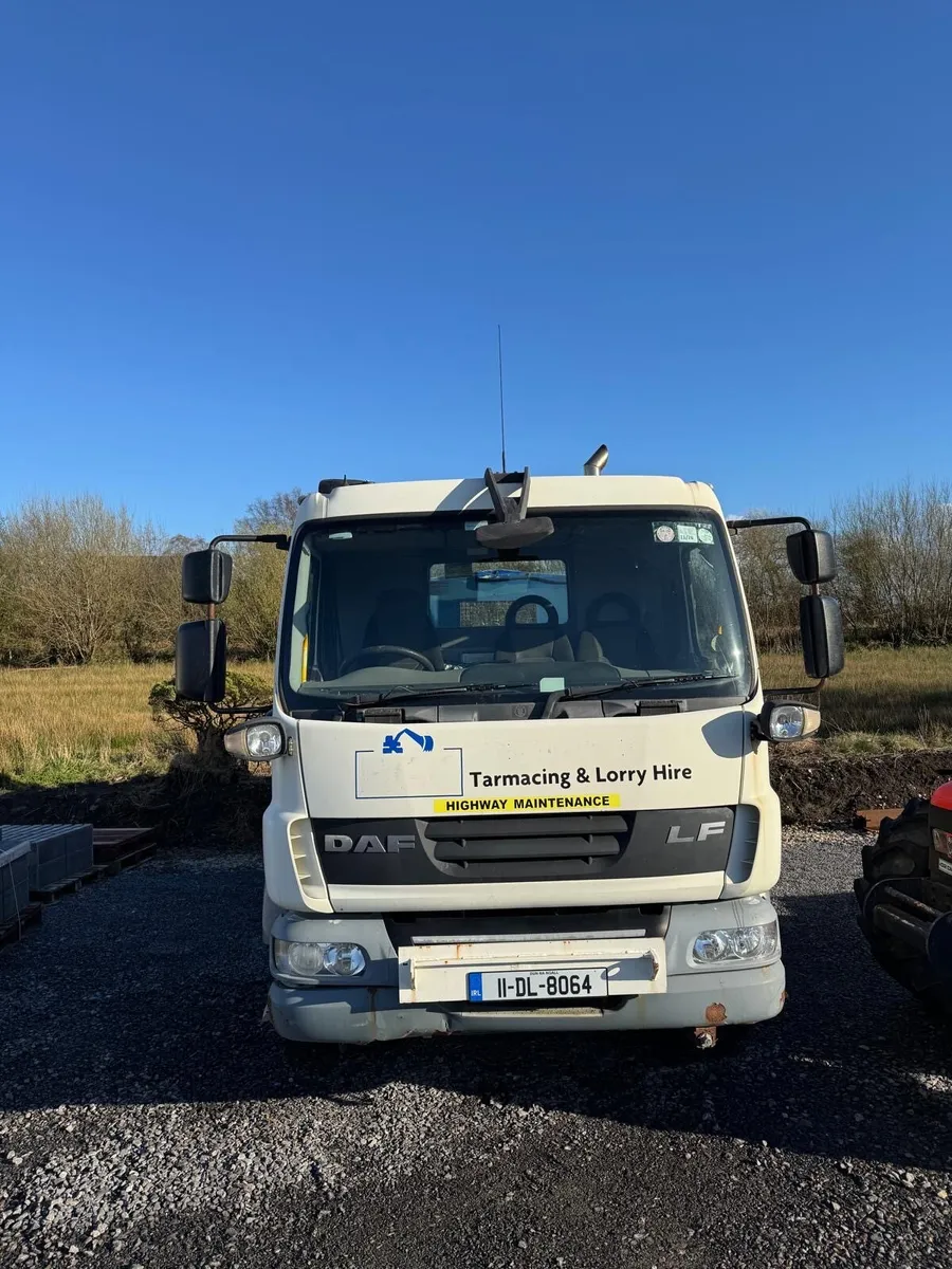 Daf LF 55. 220 3 way Tipper - Image 1