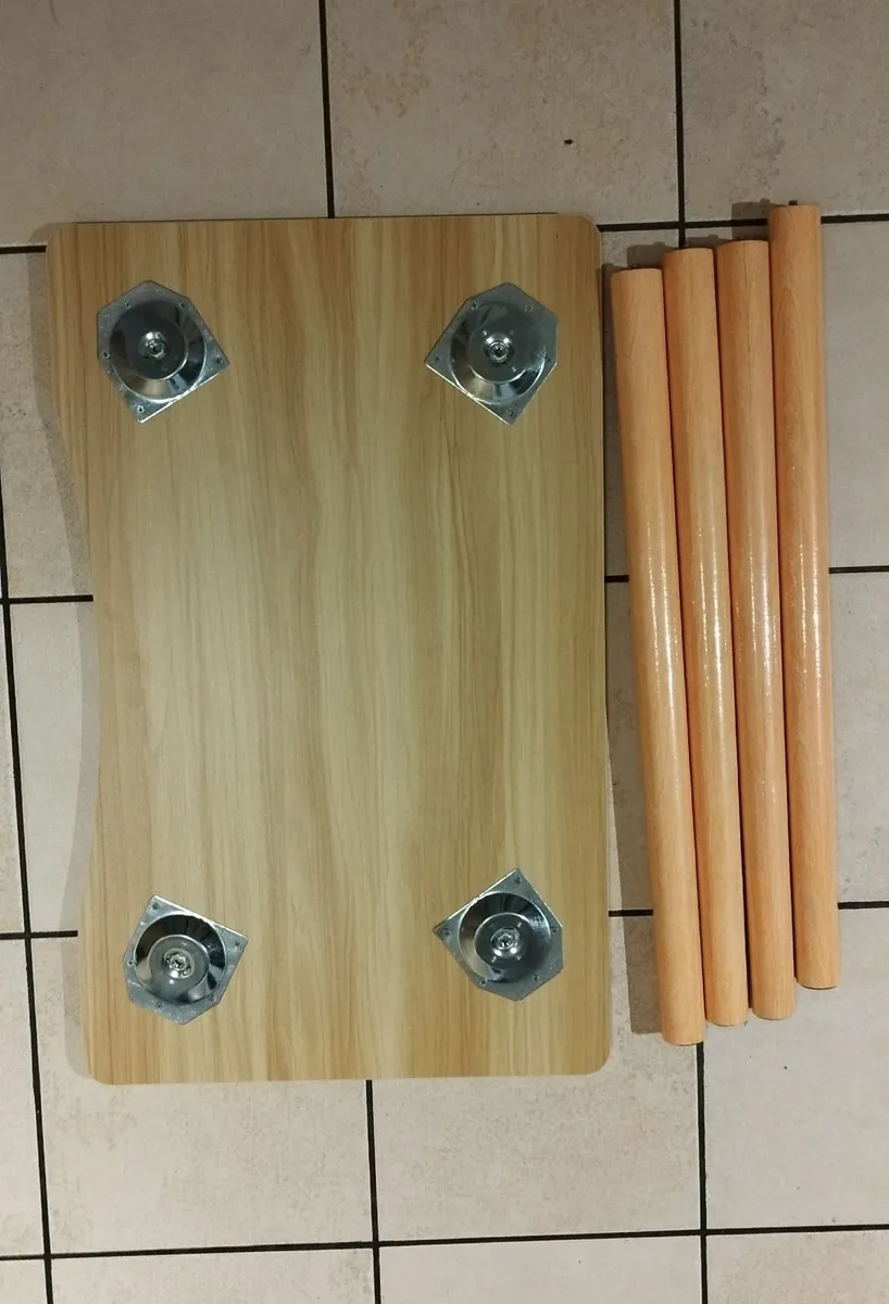 Small Desk - Image 3