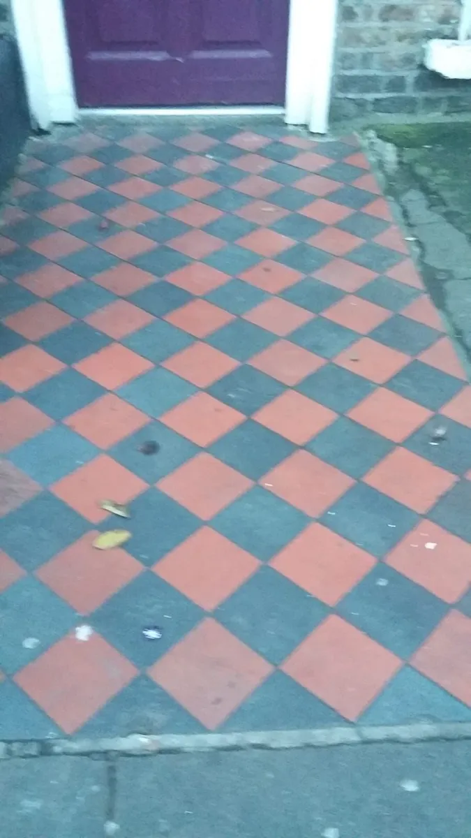 Bangor slates chimney pots floor ridge roof tiles - Image 4