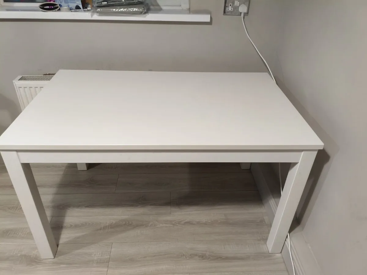 Dinning table - Image 2
