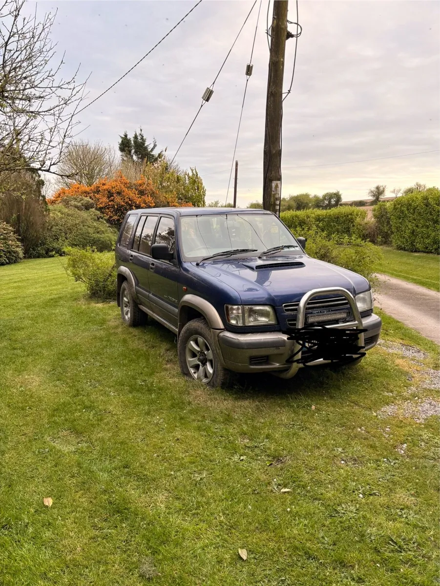 Isuzu trooper - Image 2