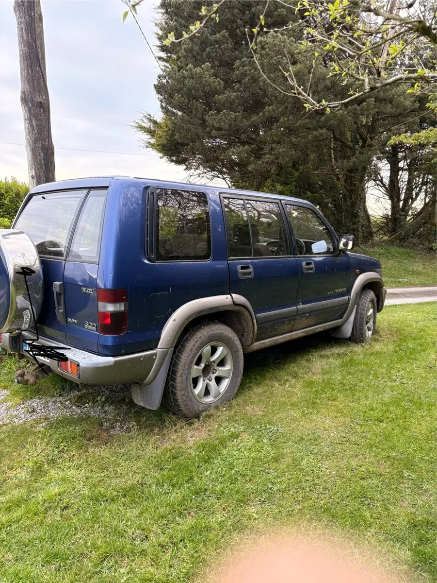 Isuzu trooper - Image 3