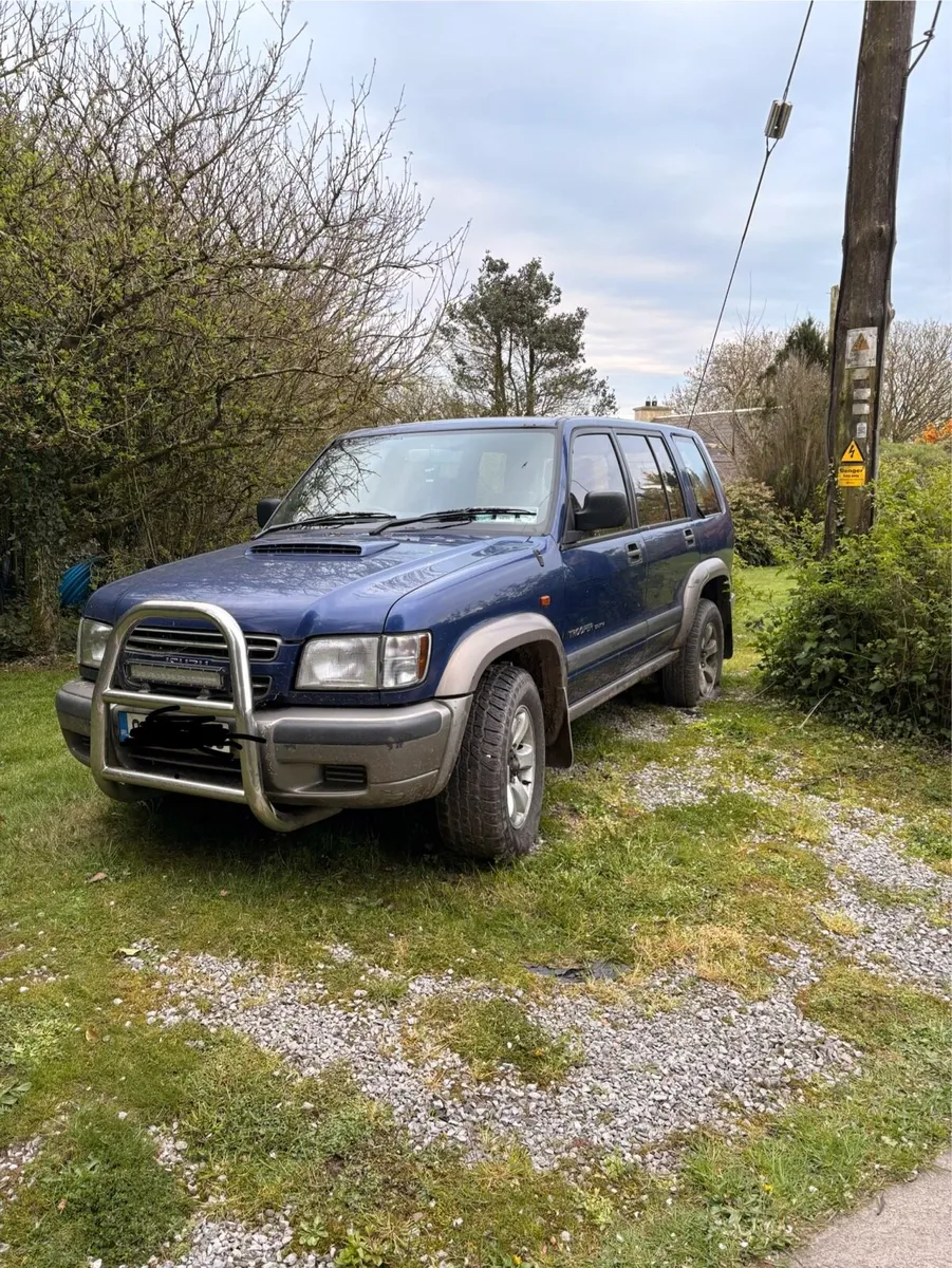 Isuzu trooper - Image 1