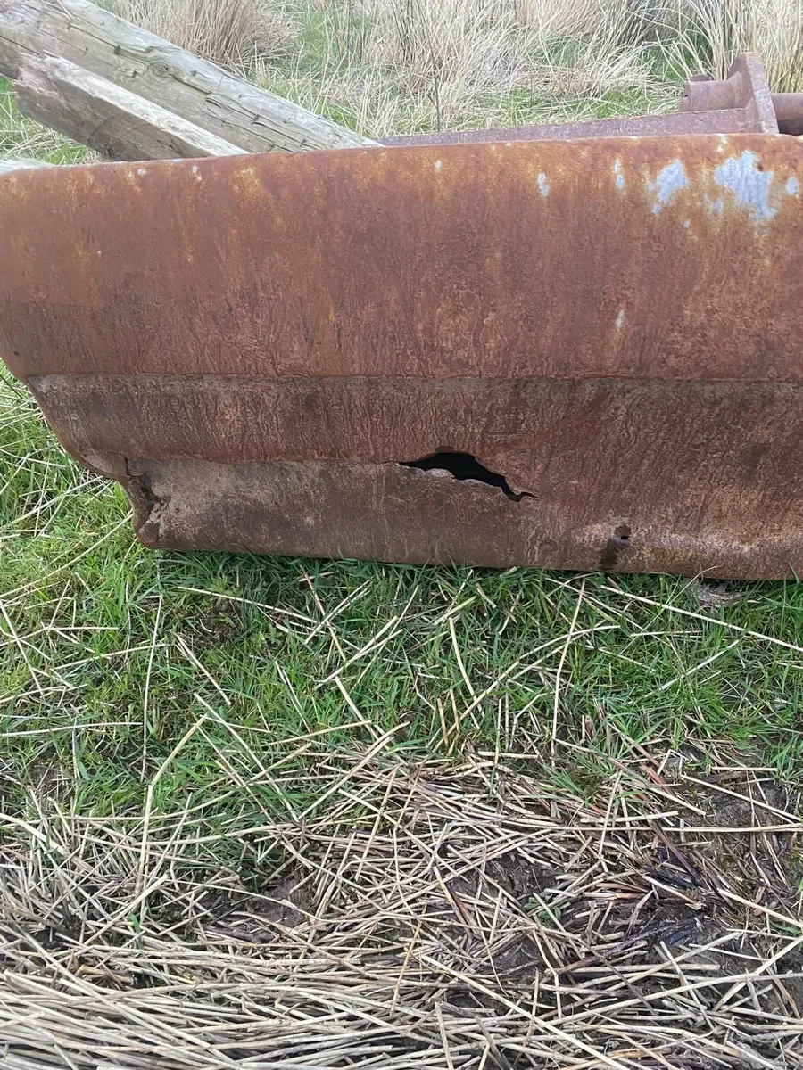 Grading bucket - Image 2