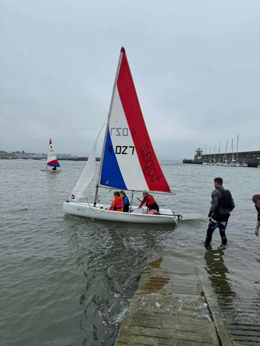 Topaz Dinghy Excellent Condition - Image 2