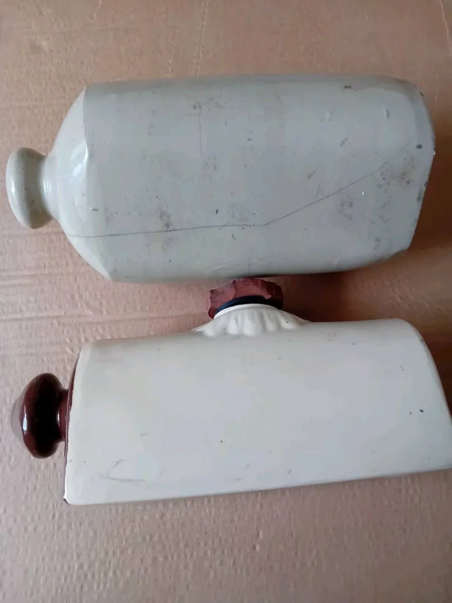 Old stoneware bottles - Image 3