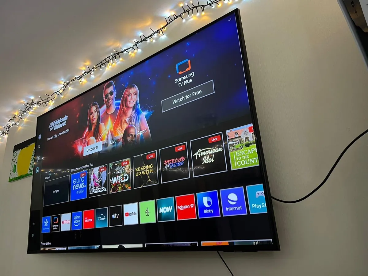 Samsung 55" DU7100 4K HDR10+ Pur Colour Smart Tv - Image 2