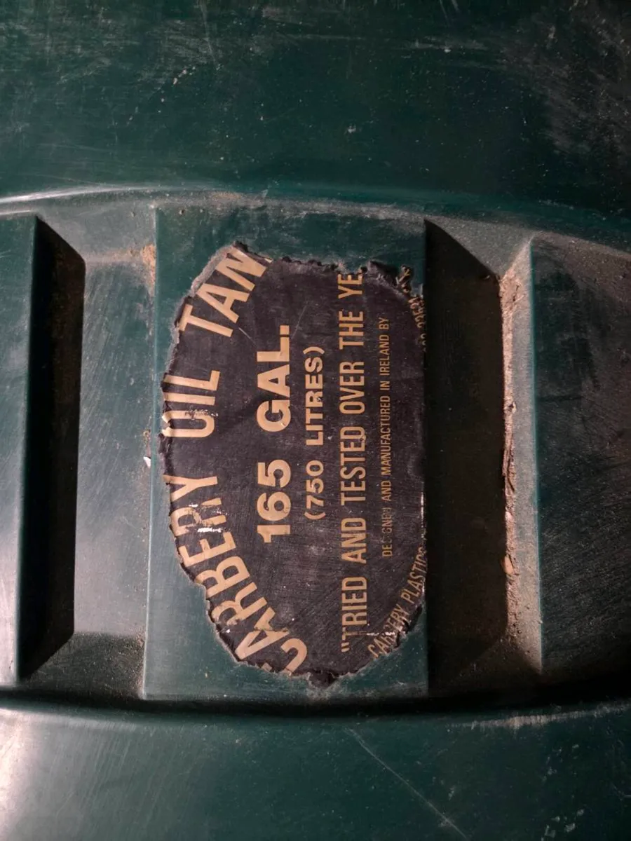 Oil tank - 750 - Image 3