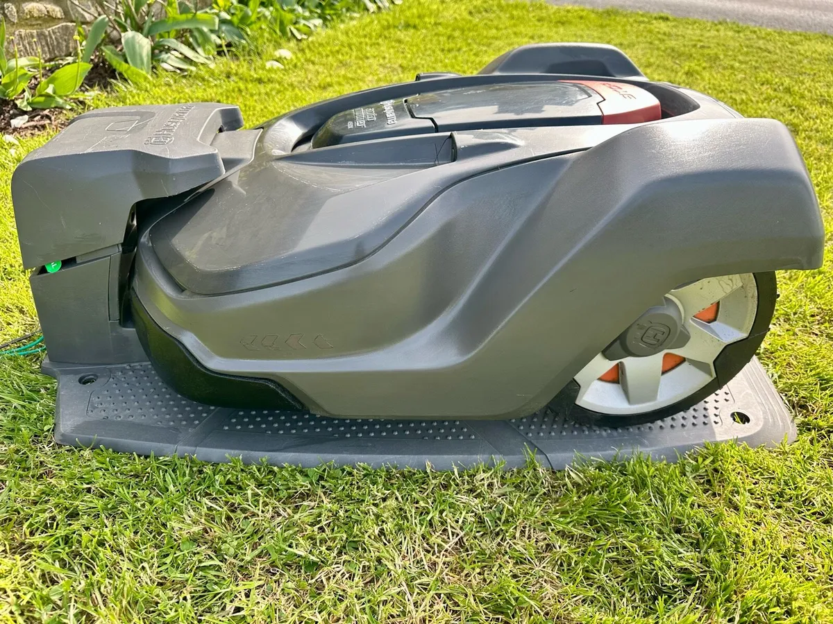 HUSQVARNA AUTOMOWER 450X - Image 3