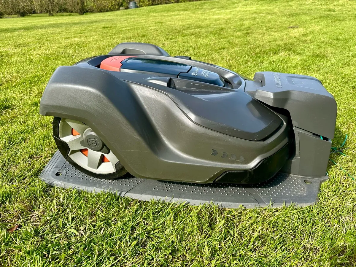 HUSQVARNA AUTOMOWER 450X - Image 4