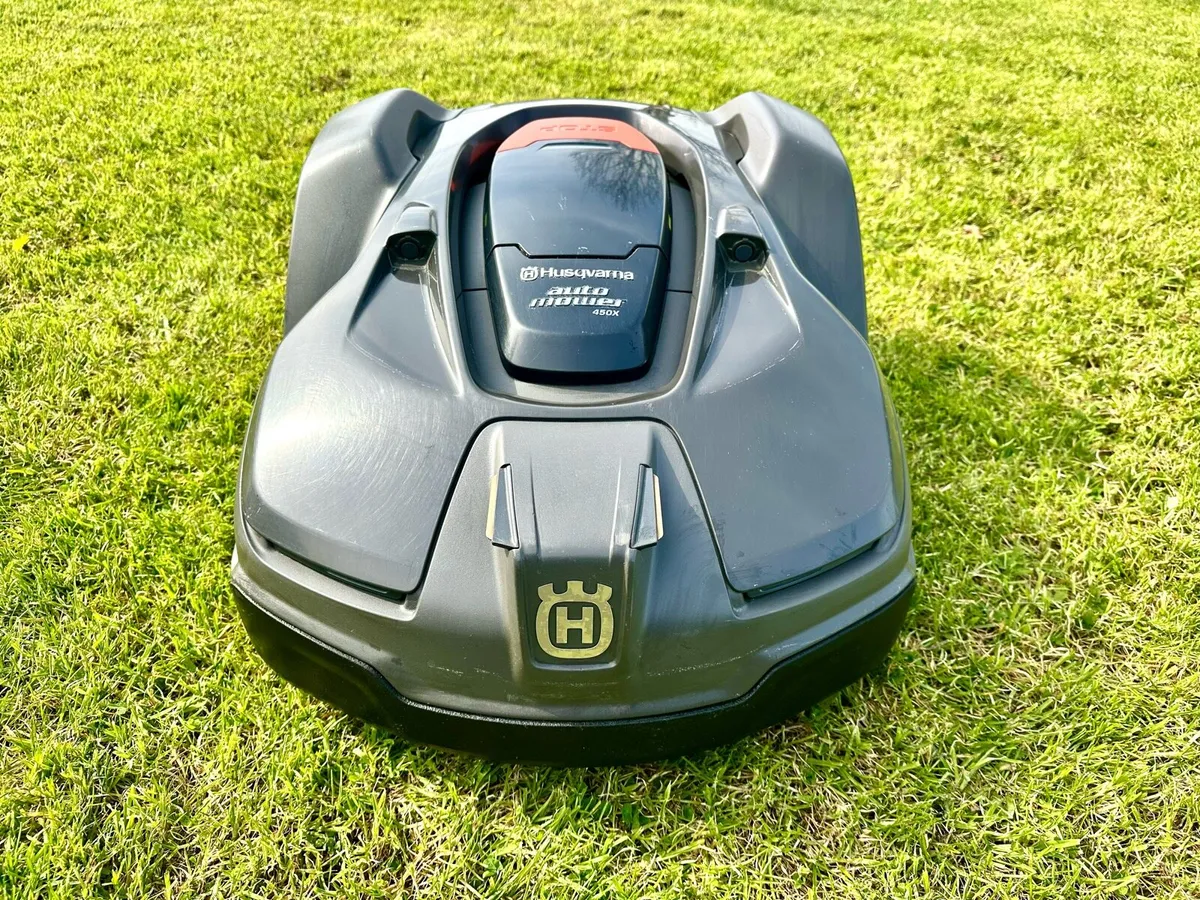 HUSQVARNA AUTOMOWER 450X - Image 1