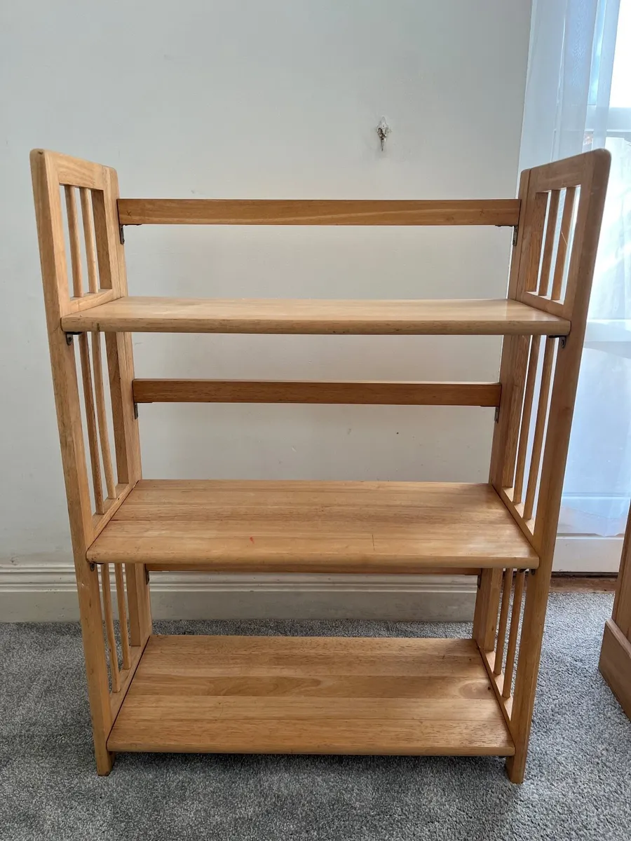 Book shelf ****FREE***** - Image 1
